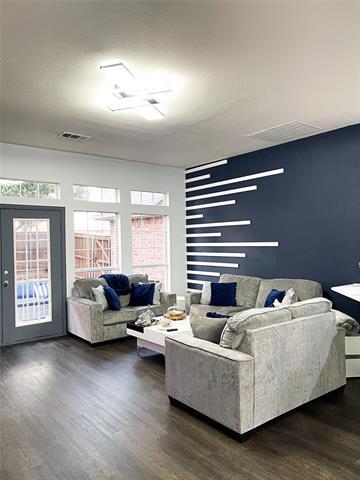 Building Photo - 12146 Gonzales Dr