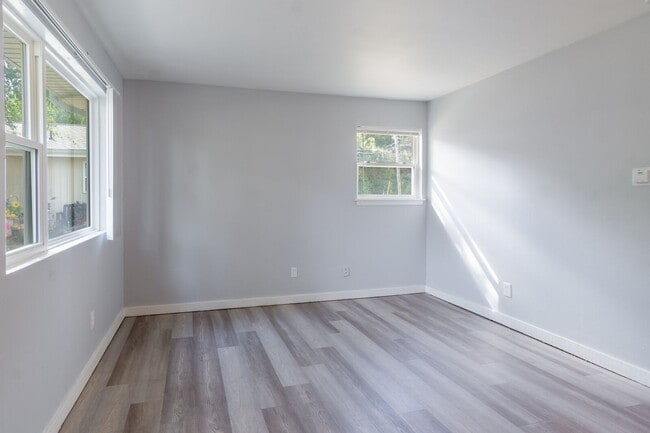 Interior Photo - One Forty Flats