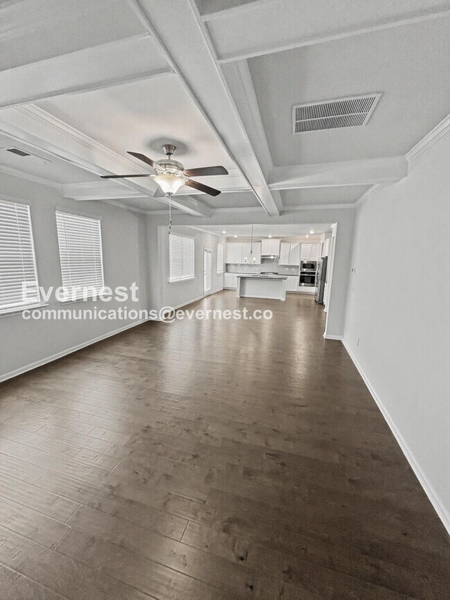 Foto del edificio - Limited Time Special Offer / 4-Bed, 3.5-Bath Home with Attached Garage / Pet-Friendly / Vouchers ...