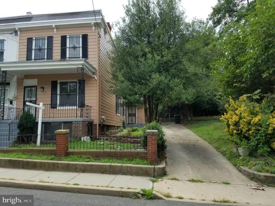 Primary Photo - 1395 Morris Rd SE