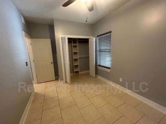 Foto del edificio - 409 E 7th Ave