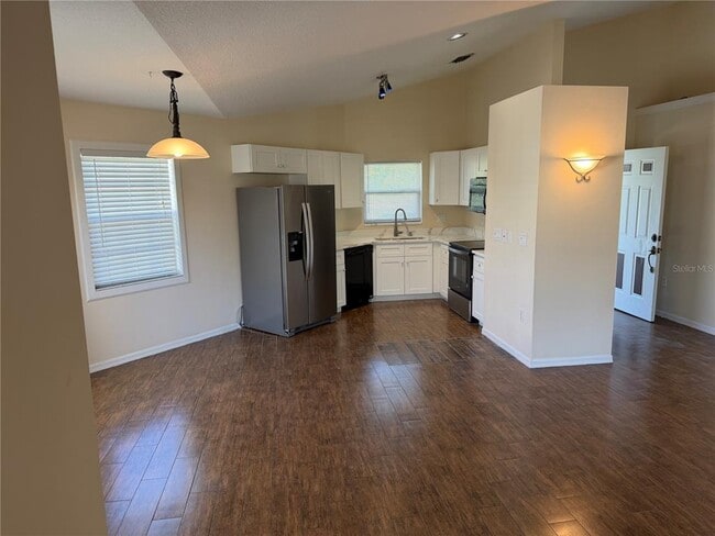 Building Photo - 7224 49th Ave E