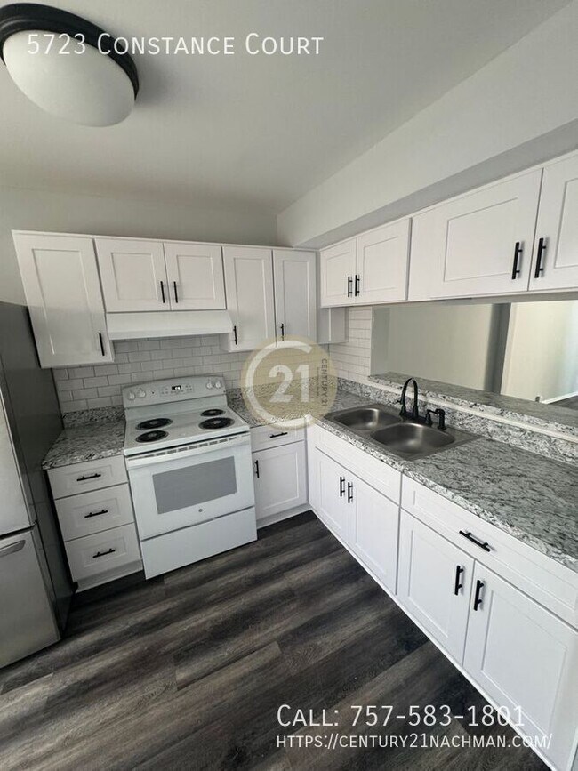 Foto del edificio - 5723 Constance Ct