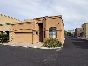 Building Photo - 181 E Crown Ct