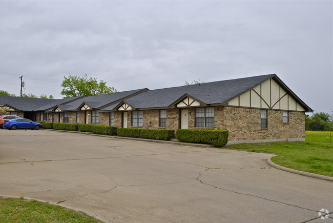 Primary Photo - Summit Place Apartments