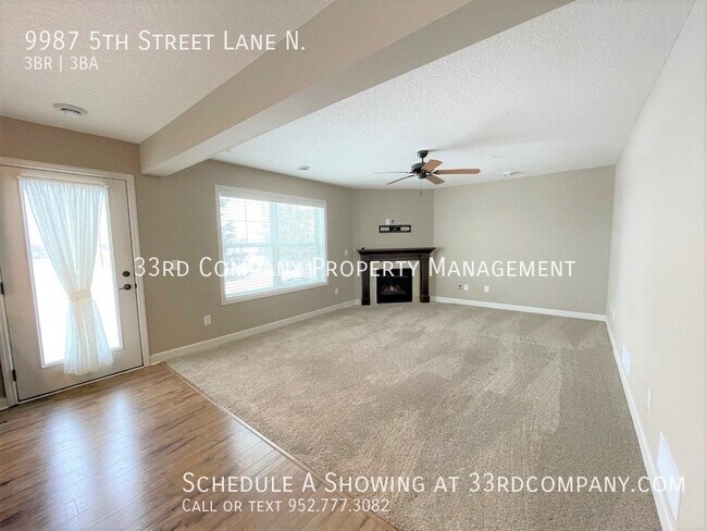 Building Photo - Beautiful 3 Bedroom, 2 Story End Unit Town...