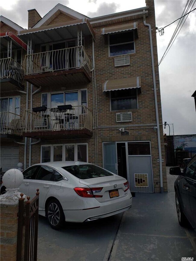 Foto del edificio - 48-82-82 37th St