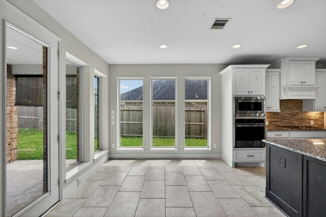 Foto del edificio - 3311 Pleasant Hollow Ln
