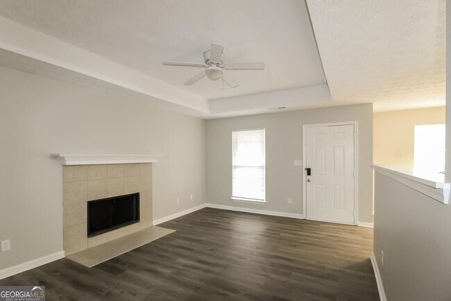Foto del edificio - 1030 Overlook Dr
