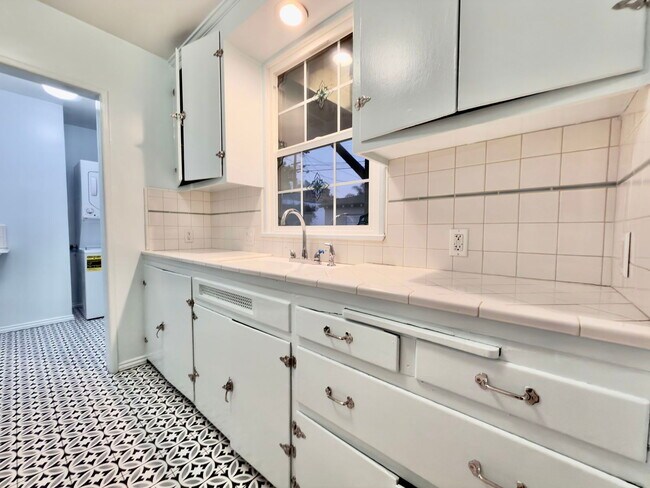 Foto del edificio - 1232 Ridgeley Dr