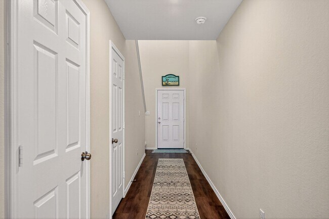 Foto del edificio - 4037 Bermuda Ln
