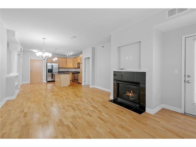 Building Photo - 1155 Ford Rd
