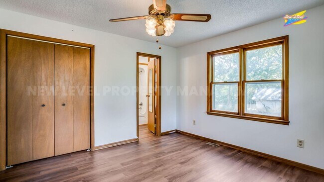 Foto del edificio - 10509 US-54