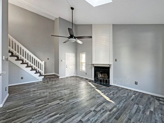 Foto del edificio - 6139 Stockade Ct