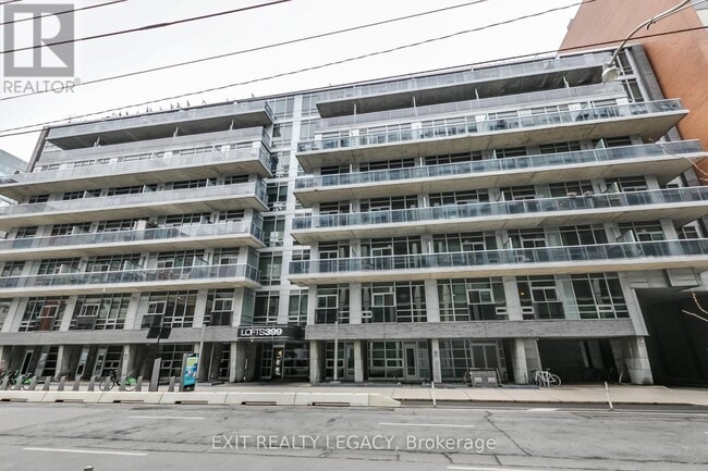Building Photo - 399-399 Adelaide St W