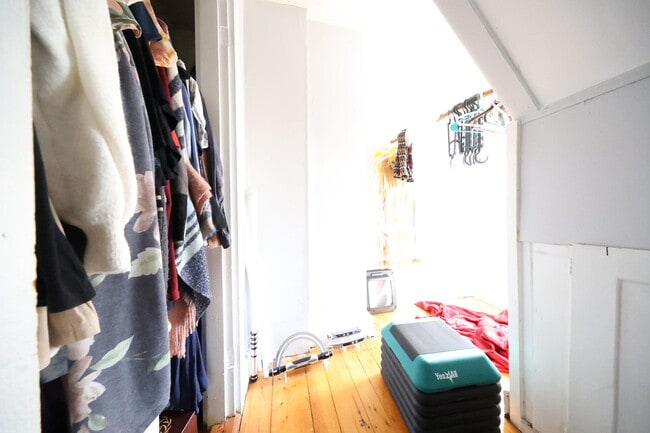 Photo - 3 Foster St Apartment