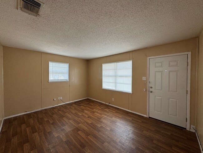 Foto del edificio - 806 N 10th St