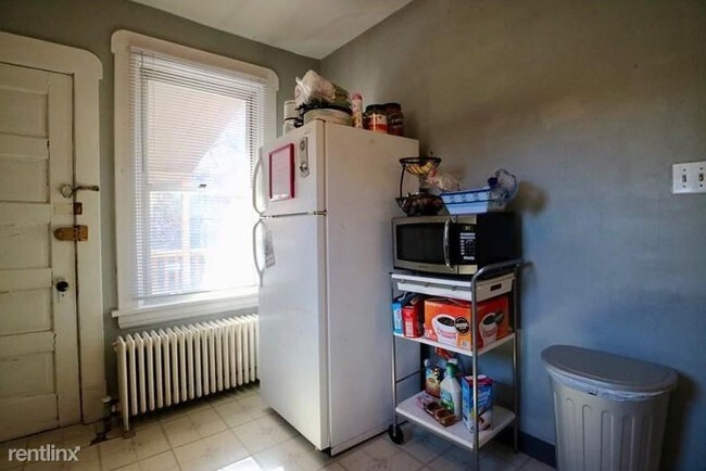 Foto del edificio - 3564 Beechwood Blvd