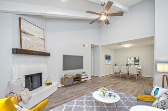 Building Photo - 5711 Sugar Hill Dr