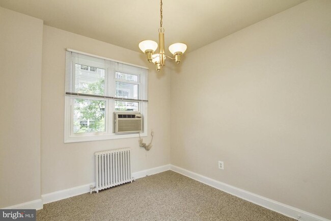 Foto del edificio - 1410 N Quinn St