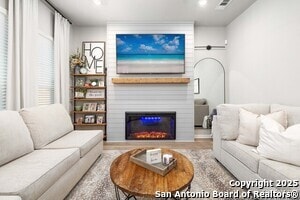 Building Photo - 1020 Vista View Dr