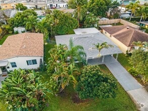 Building Photo - 50 NE 45th Ct