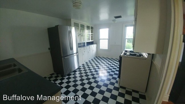 Building Photo - 2 br, 1 bath House - 256 Dearborn