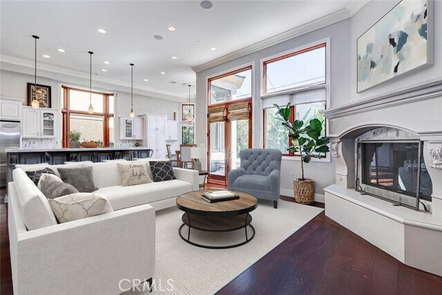 Foto del edificio - 3404 N Poinsettia Ave