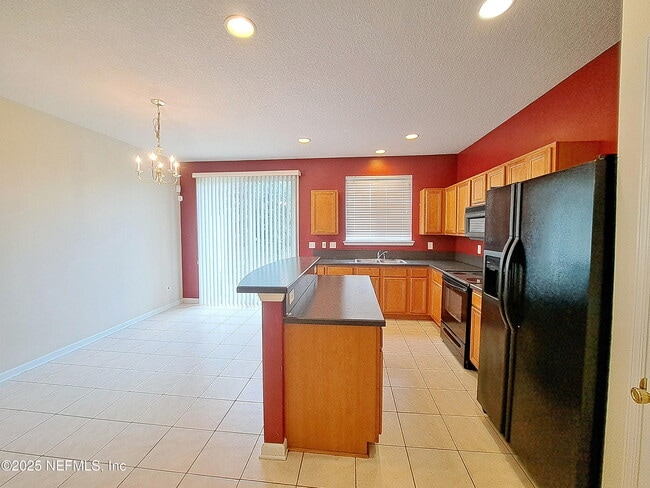 Foto del edificio - 2354 Sunset Bluff Dr