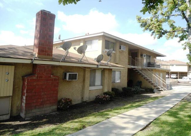 Building Photo - 7432 Carnelian St