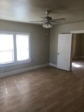 Building Photo - 1708 Avenue N