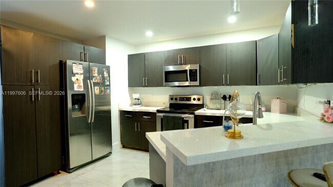 Foto del edificio - 18499 NW 52nd Path