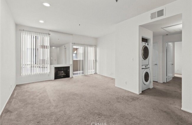 Building Photo - 19350 Sherman Way