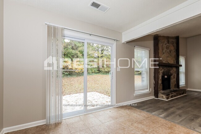 Building Photo - 540 Blue Cedar Ct