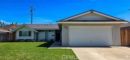 Building Photo - 1502 W Hemlock Way