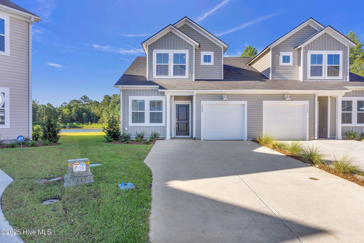 Foto principal - 1800 Harris Trail SW