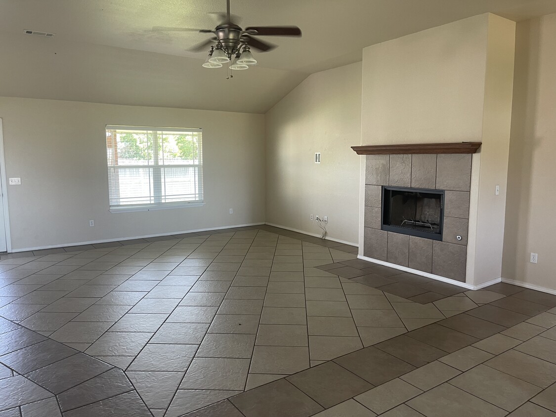 Building Photo - 11600 Sheri Ln