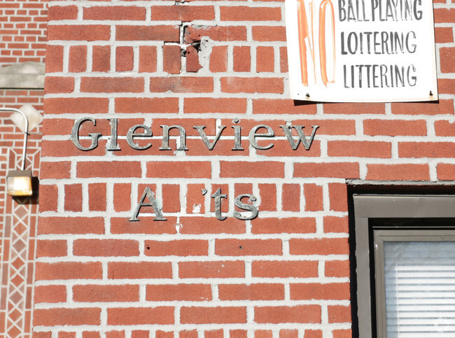 Building Photo - Glenview Apts