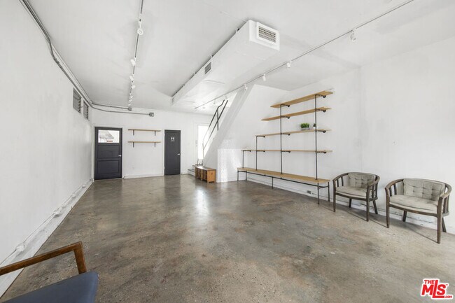 Building Photo - 1415 Echo Park Ave