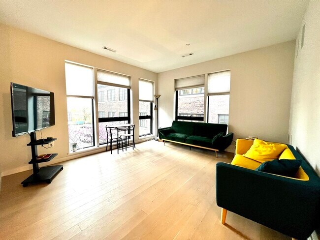 Foto del edificio - 45 W 3rd St