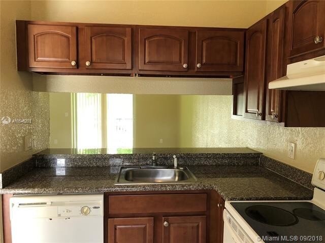 Foto del edificio - 11507 NW 44th St