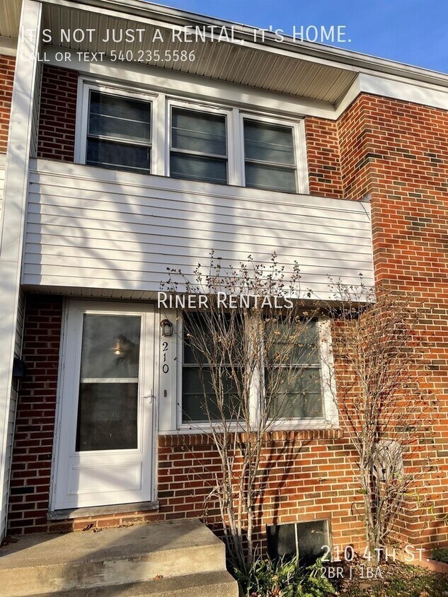 Foto principal - 210 4th St
