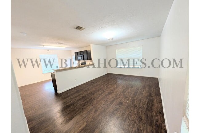 Building Photo - 15566 Kiplands Bend Dr