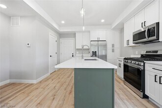 Building Photo - 4720 Walworth Ave
