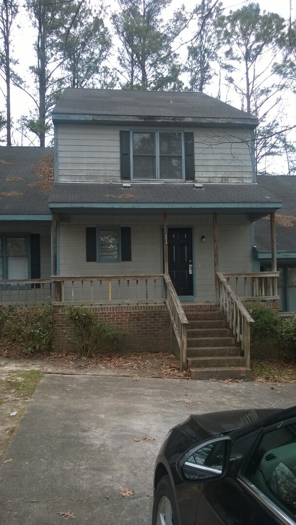Foto del edificio - 554-556 Brent Rd