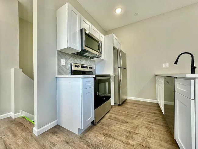 Photo - 1230 N Marshall St Apartment