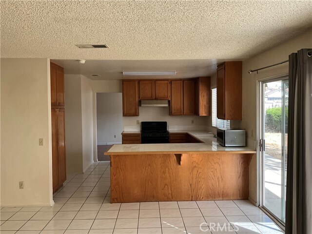 Building Photo - 2432 W Loma Vista Dr
