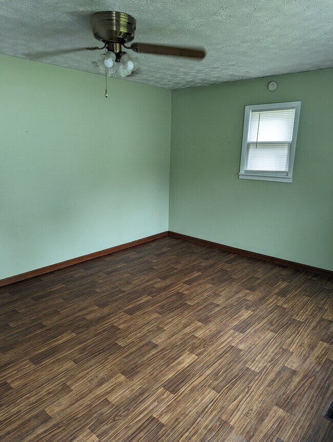 Building Photo - 401 Beech St