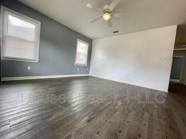 Building Photo - 4205 41st St