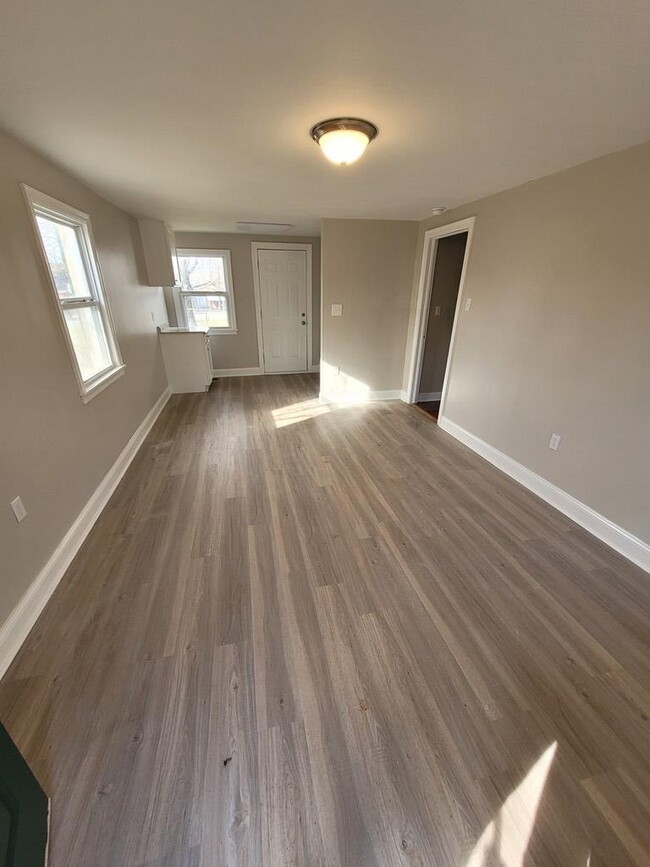 Foto del edificio - 1332 Hillcrest Ave
